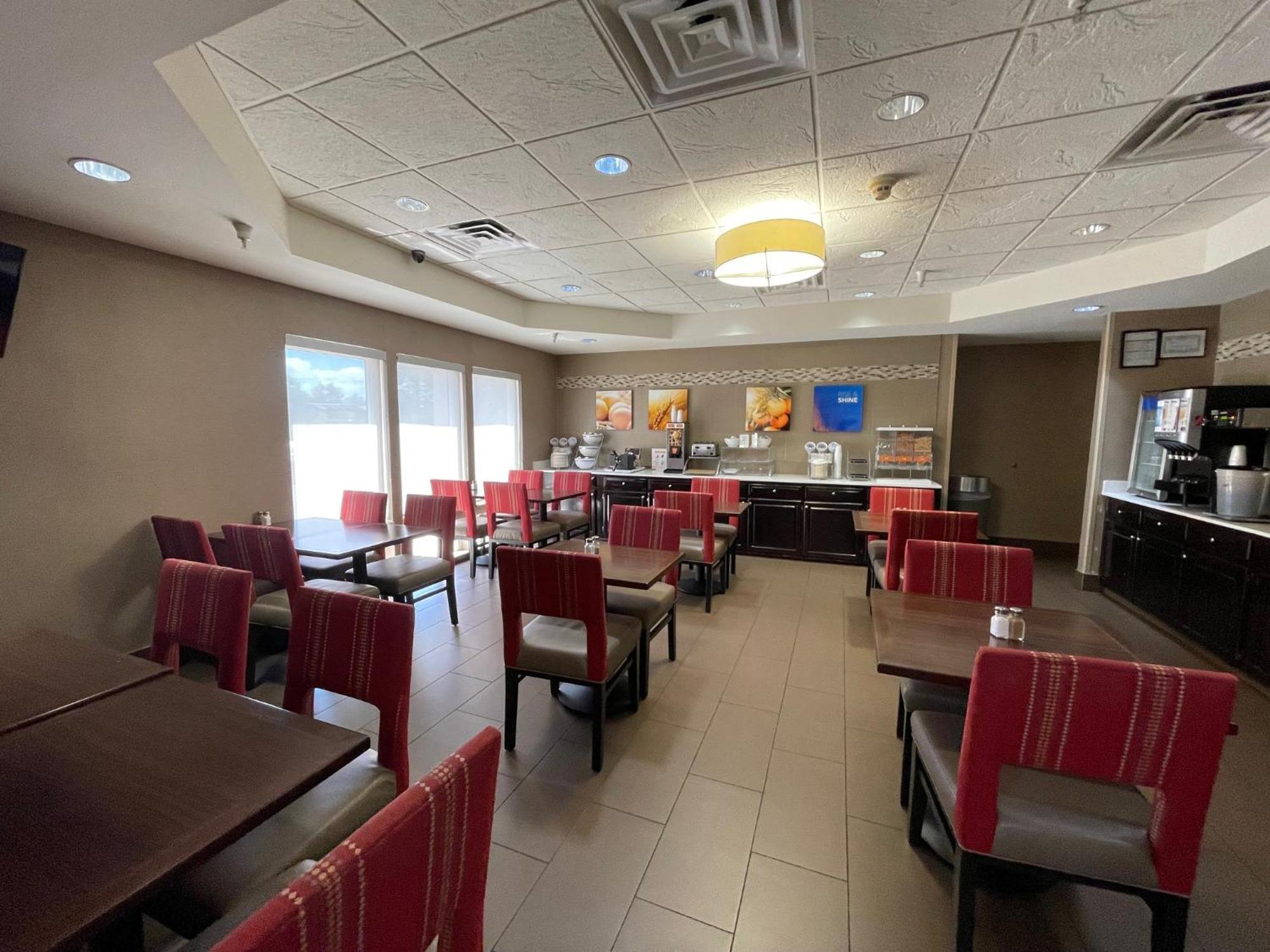 Comfort Suites Crossville Exterior foto